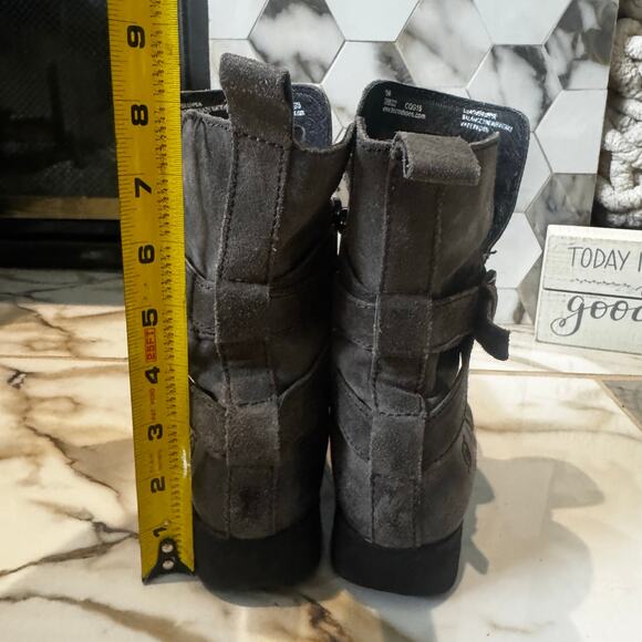 Born Boots Size 5 Women’s Leandra Gray Distressed Leather Side Zip D38322 - Picture 5 of 9